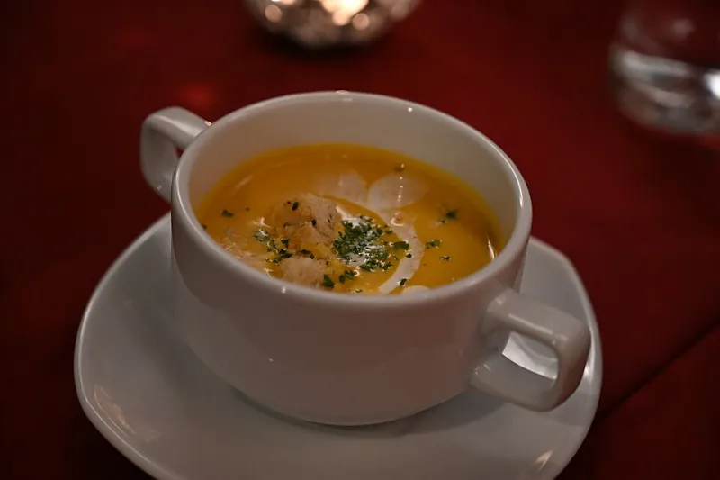 L'heure du velours a sonné : la soupe reprend du service dans nos cuisines